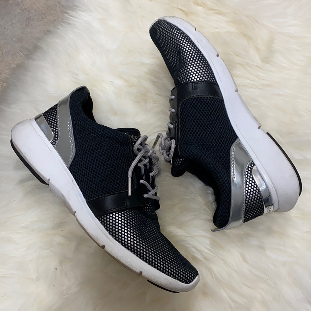 🤍🖤🤍Michael Kors Sneakers